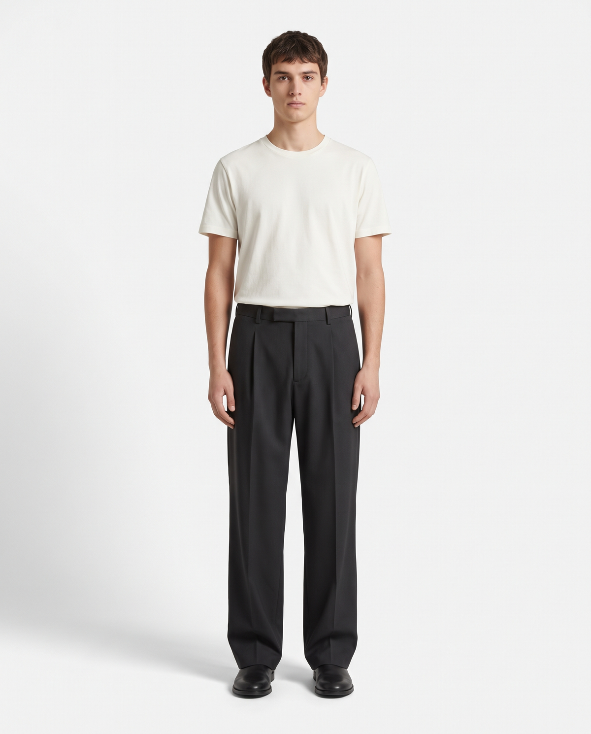 Relaxed Pleated Trousers — Black | NO NEXT